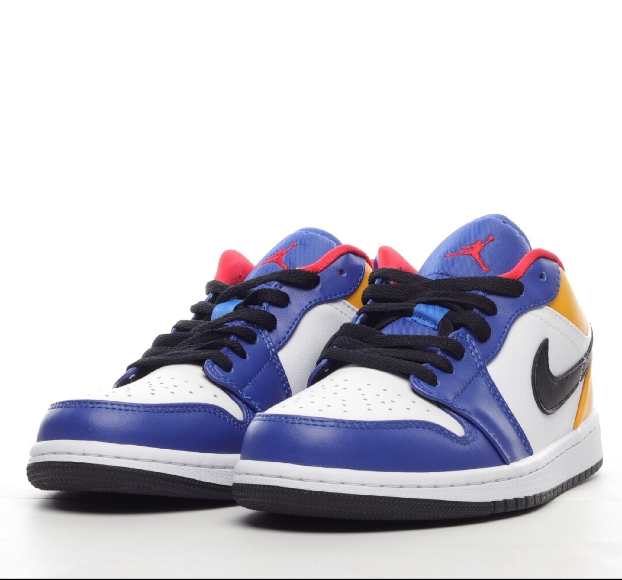 Jordan Low 1 - 2